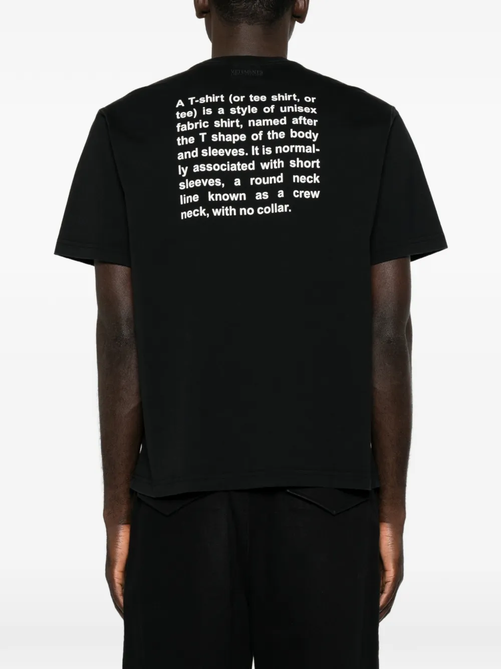 VETEMENTS T-shirt met tekst Zwart