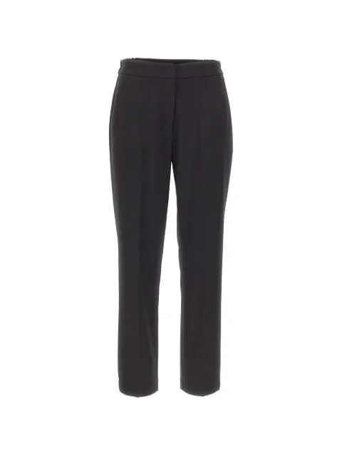 kaos pantalones rectos