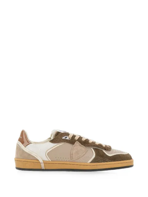 Philippe Model Paris tenis Pgal con parche del logo