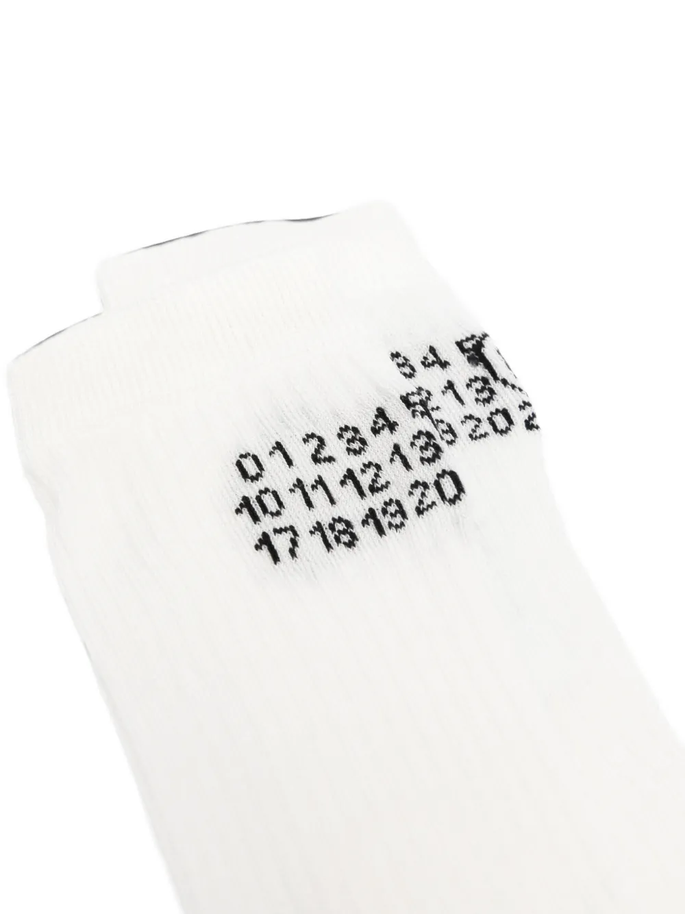 MM6 Maison Margiela Geribbelde sokken met logo Beige