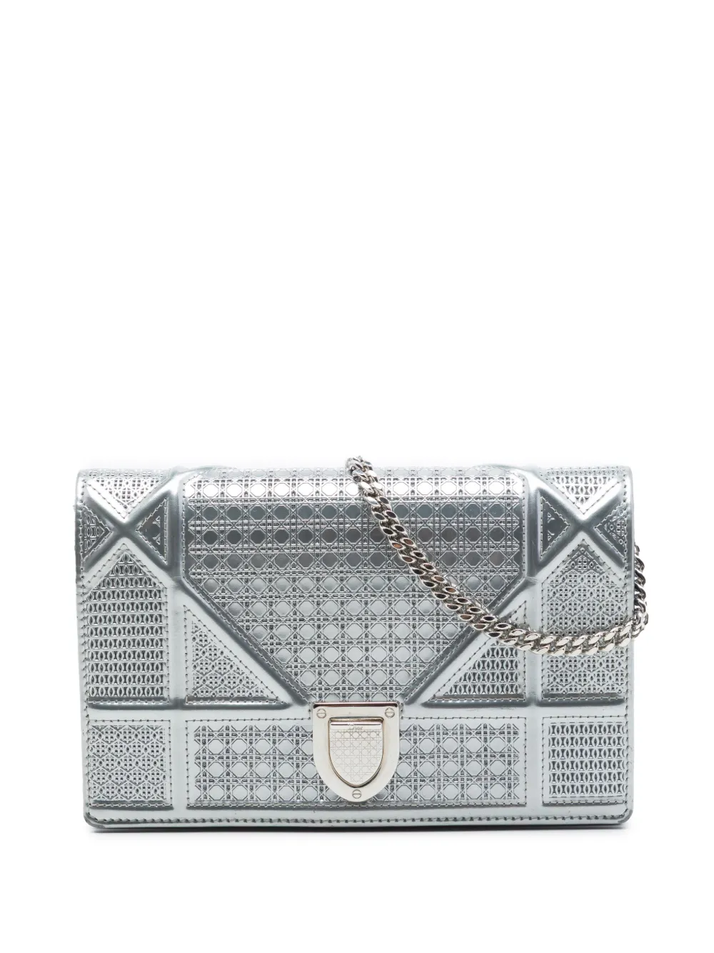 Christian Dior Pre-Owned 2016 Metallic Patent Microcannage Diorama Wallet on Chain crossbody bag - Silber