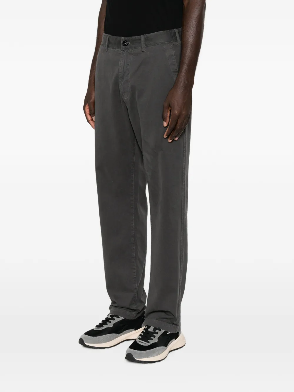 Stone Island 3100030 broek van biologisch stretchkatoen met gebroken keperbinding en 'oud' effect Grijs