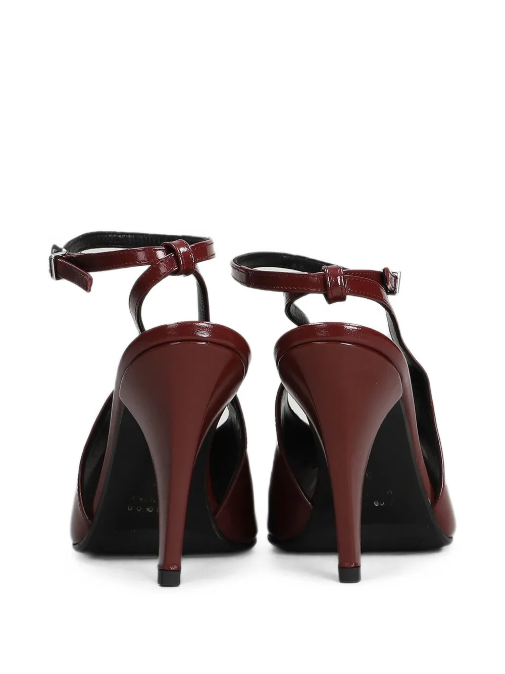 Chantal Pumps met open neus en gespsluiting Rood