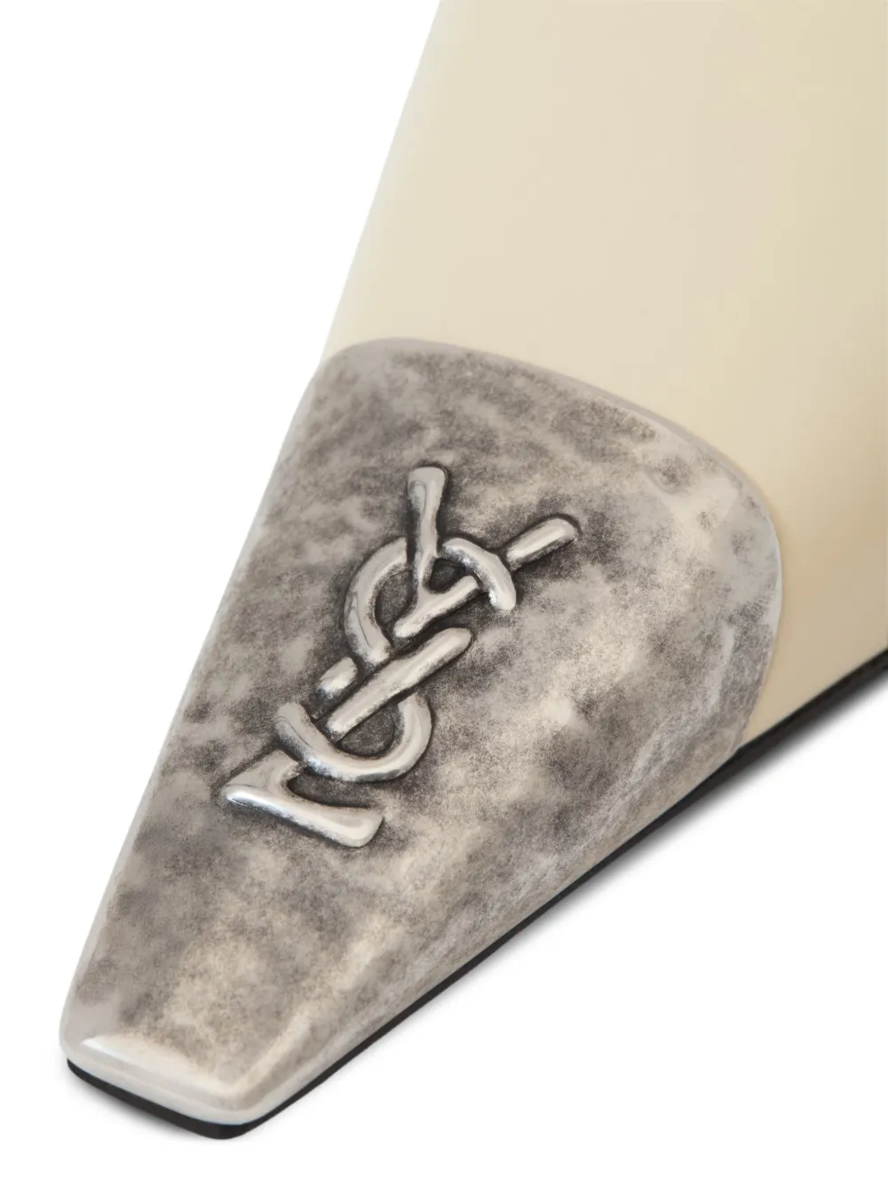 Saint Laurent Pumps met Cassandre-plakkaat Beige