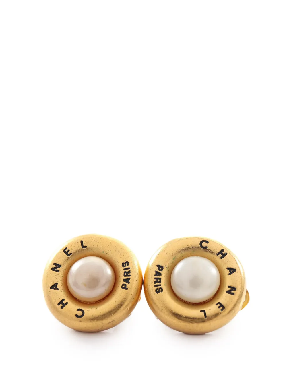 CHANEL Pre-Owned 1994 Gold Plated Faux Pearl Round Clip On Earrings costume earrings