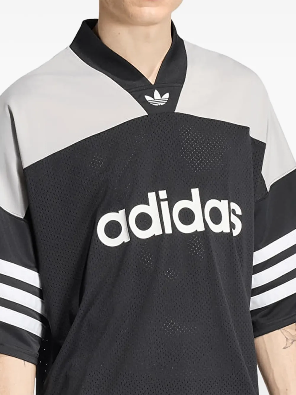 adidas mesh-panelled logo-print T-shirt Zwart