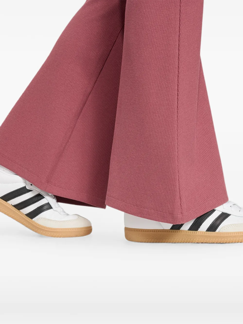 adidas Essentials rib flared leggings Roze