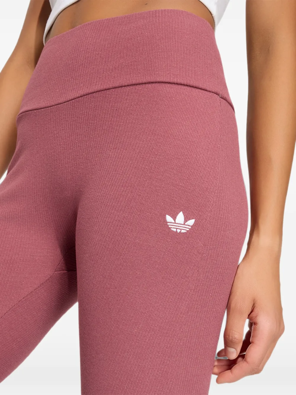 adidas Essentials rib flared leggings Roze