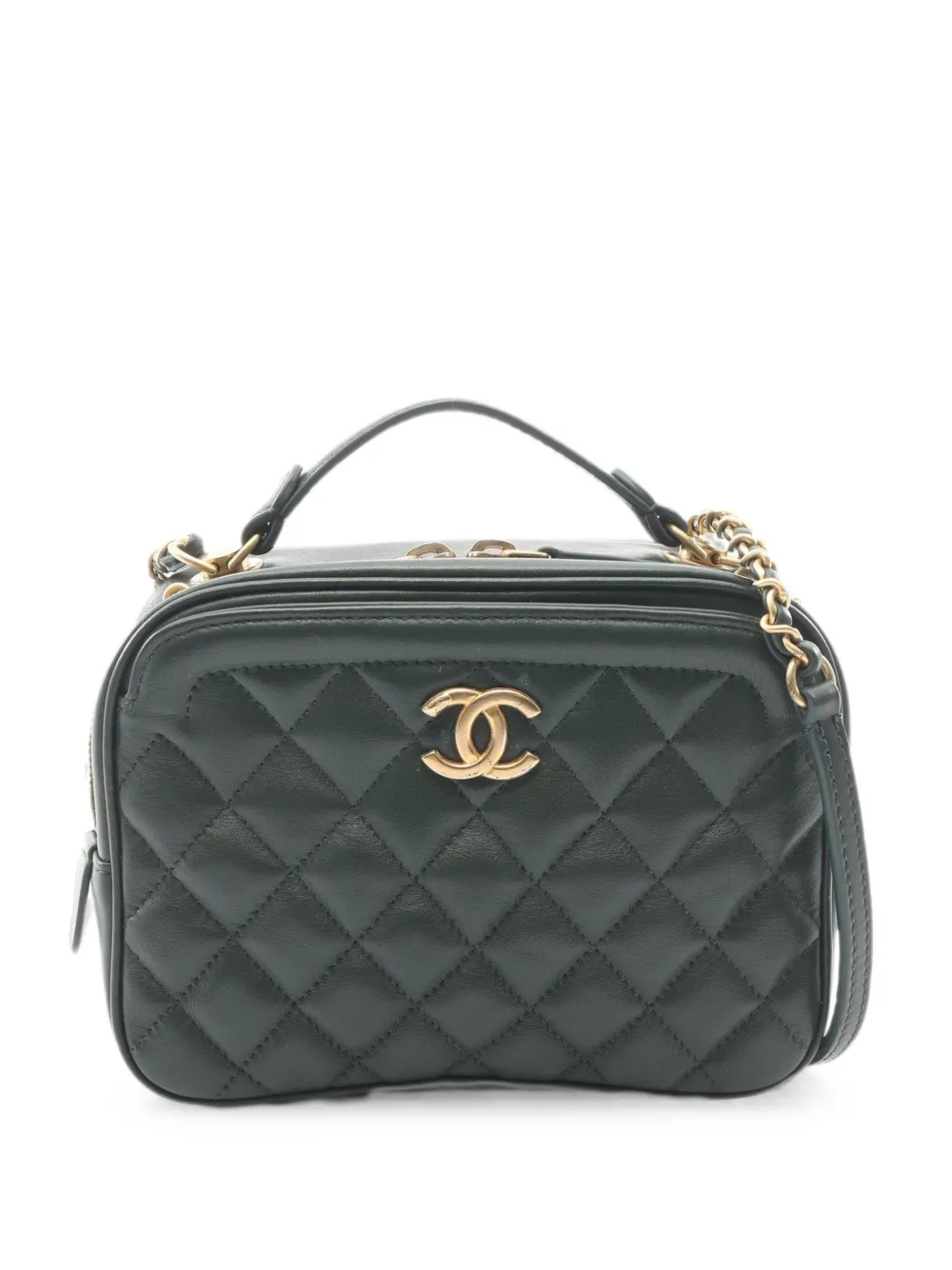 Pre-owned Chanel 2018-2019 Matelassé Shoulder Bag In Green