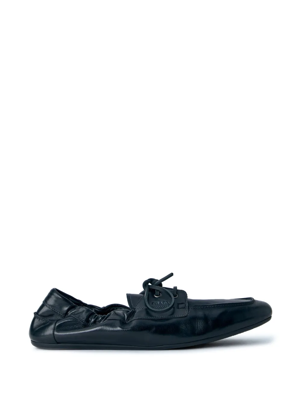 Prada shuffle antiqued leather laced shoes Zwart
