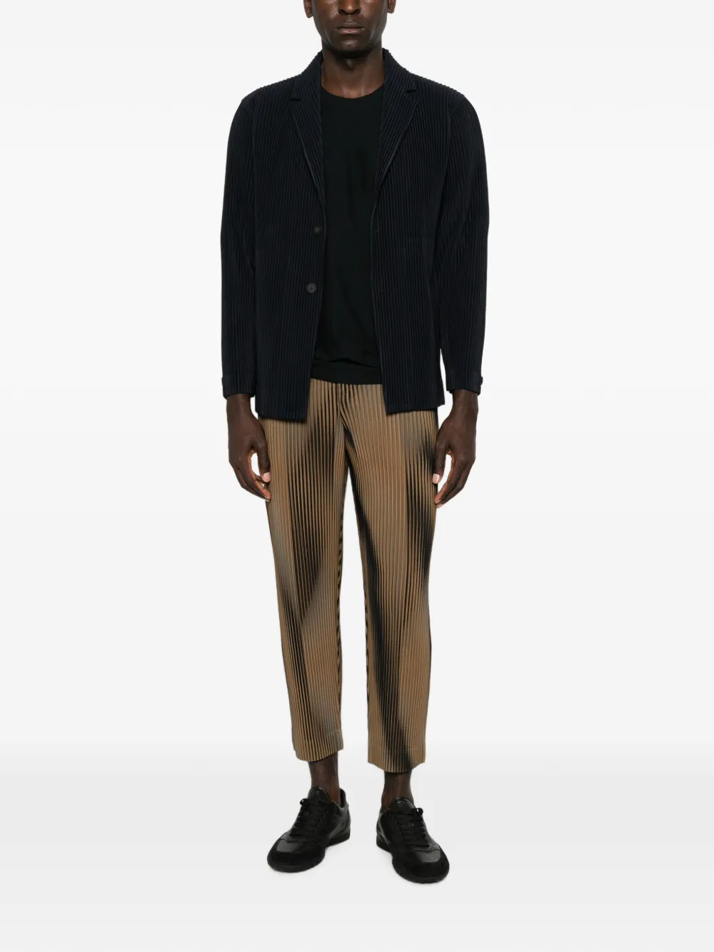 Homme Plissé Issey Miyake Geplooide blazer met gekerfde revers Blauw