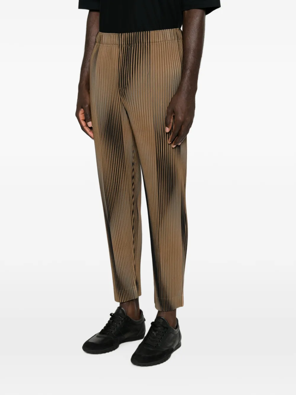 Homme Plissé Issey Miyake Cropped broek Bruin