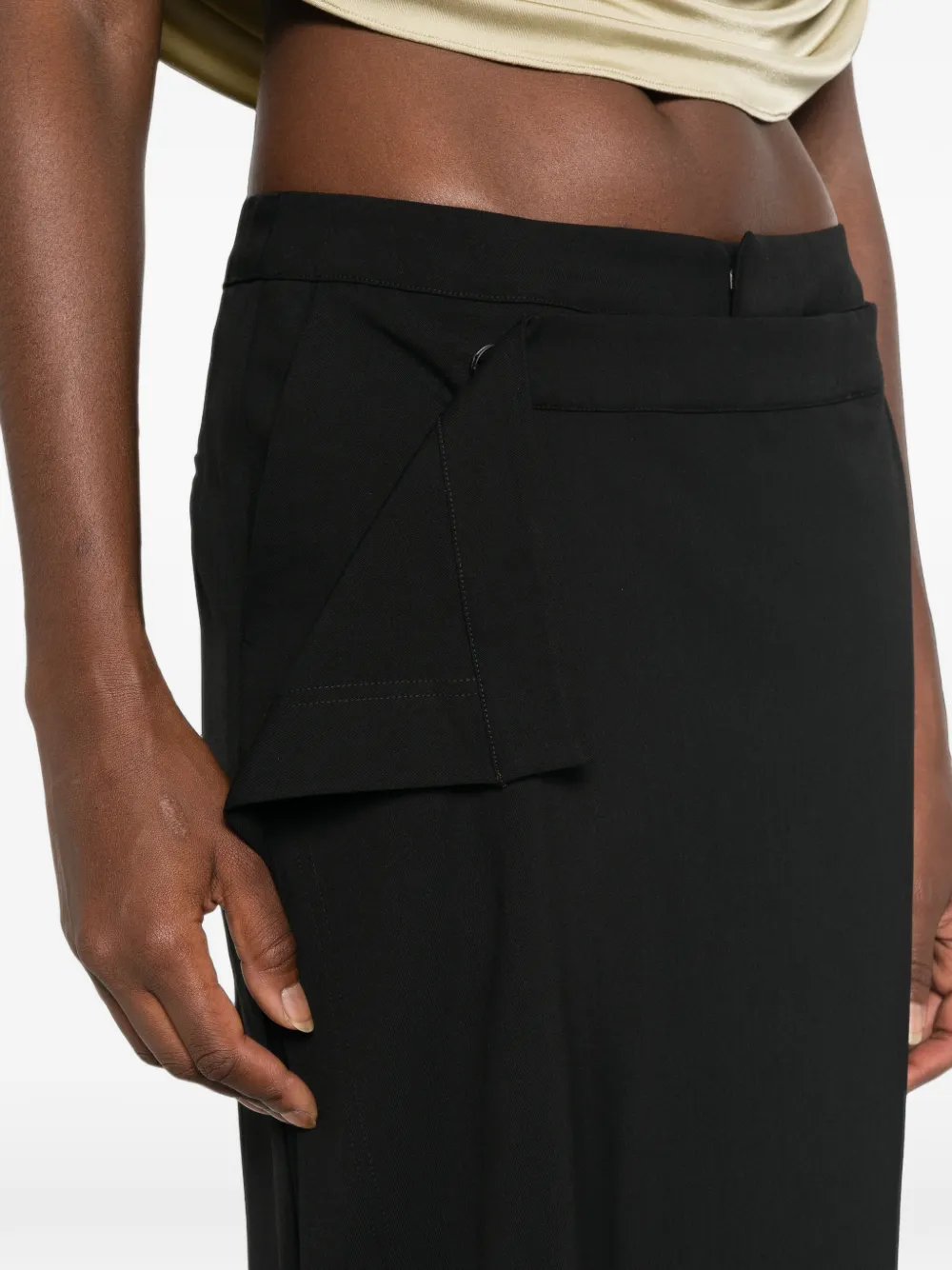 LE SULLY STUDIO Pantalon met gelaagd vlak Zwart