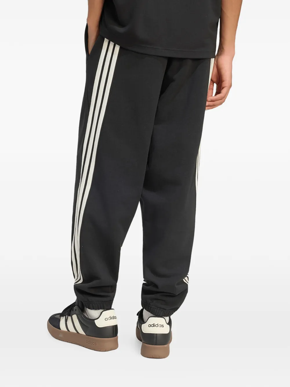 adidas Kit 3-stripes regular cuffed pants Zwart