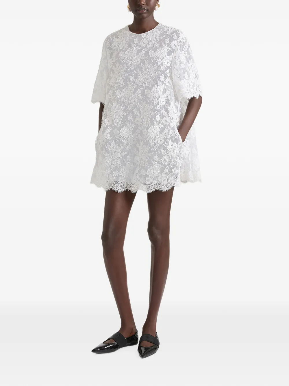 Givenchy Mini-jurk met bloemenkant en cape Wit