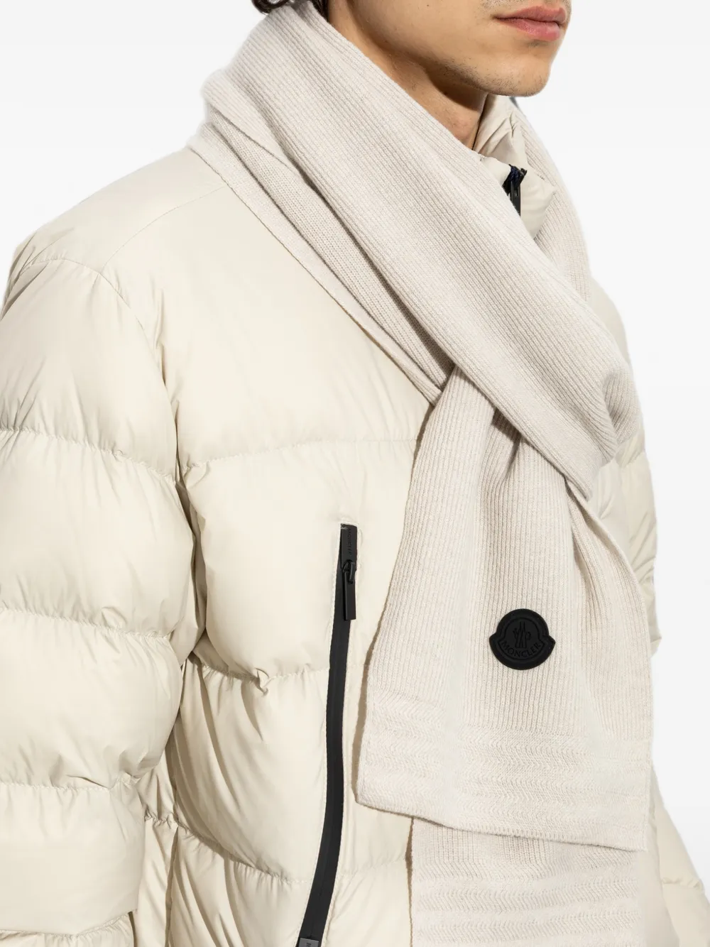 Moncler Ribgebreide sjaal Beige
