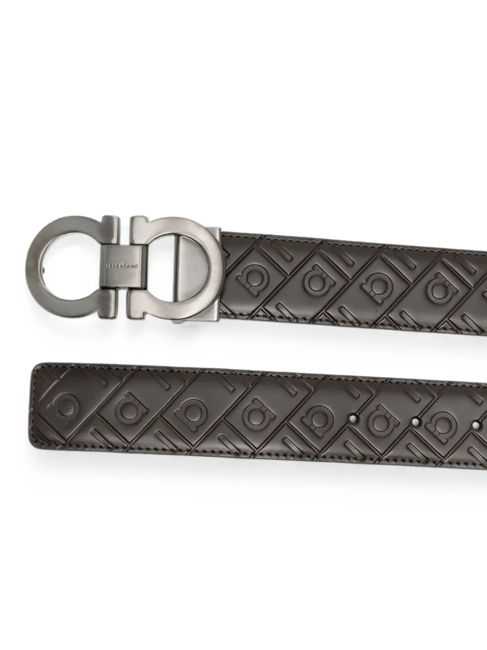 Ferragamo Gancini riem met monogram-reliëf Bruin