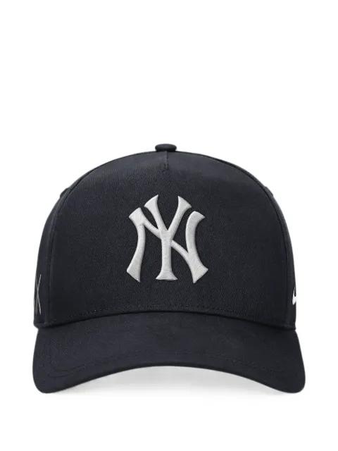 KAWS x Nike New York Yankees baseball cap