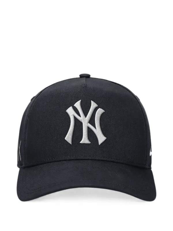 【新品未使用】NIKE KAWS New York Yankees Cap KAWS x Nike New York Yankees Baseball Cap | 黑色| FARFETCH CN