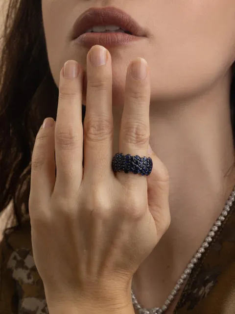 Andreoli sapphire stretch ring