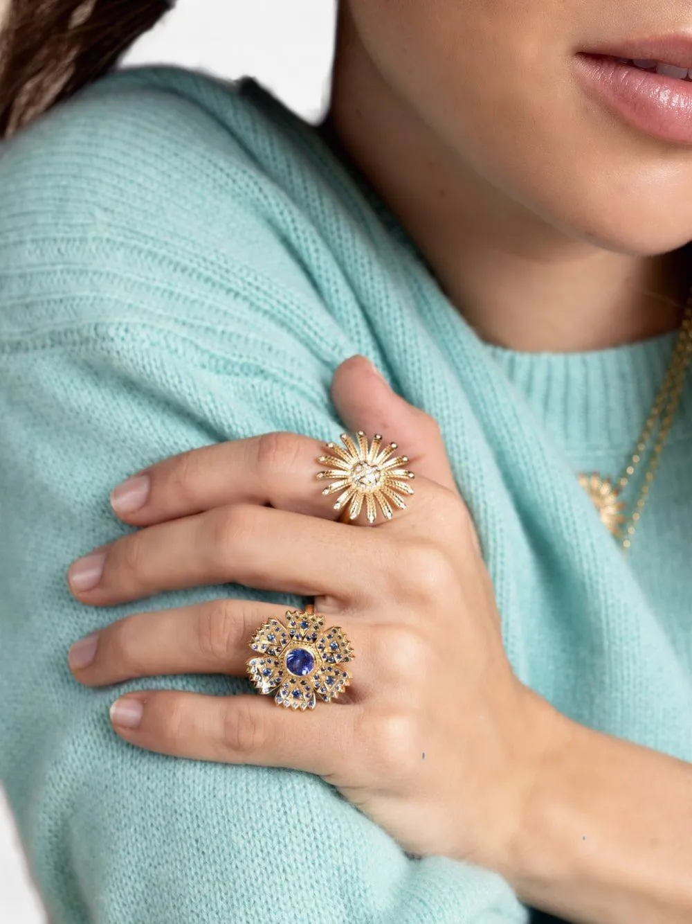 Harwell Godfrey Petunia tanzanite and sapphire ring - Gold