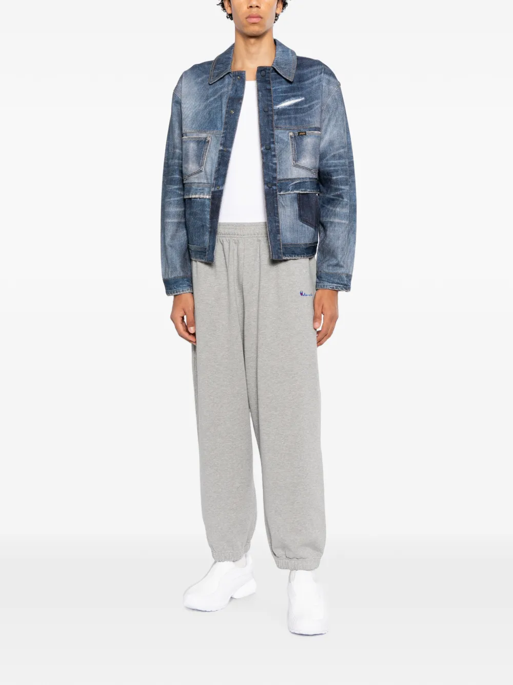 VETEMENTS Trainingsbroek met geborduurd logo Grijs