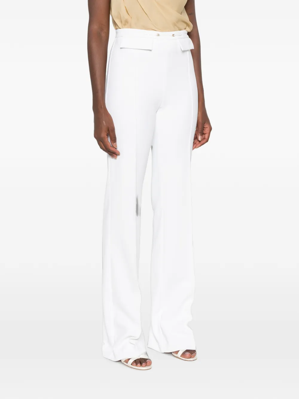 Elisabetta Franchi Flared broek met goudkleurig plakkaat Wit