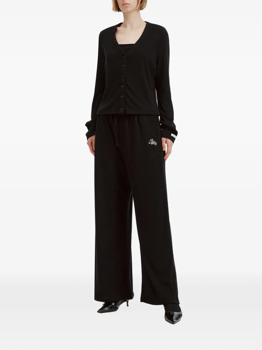 izzue Vest en broek met geborduurd logo Zwart