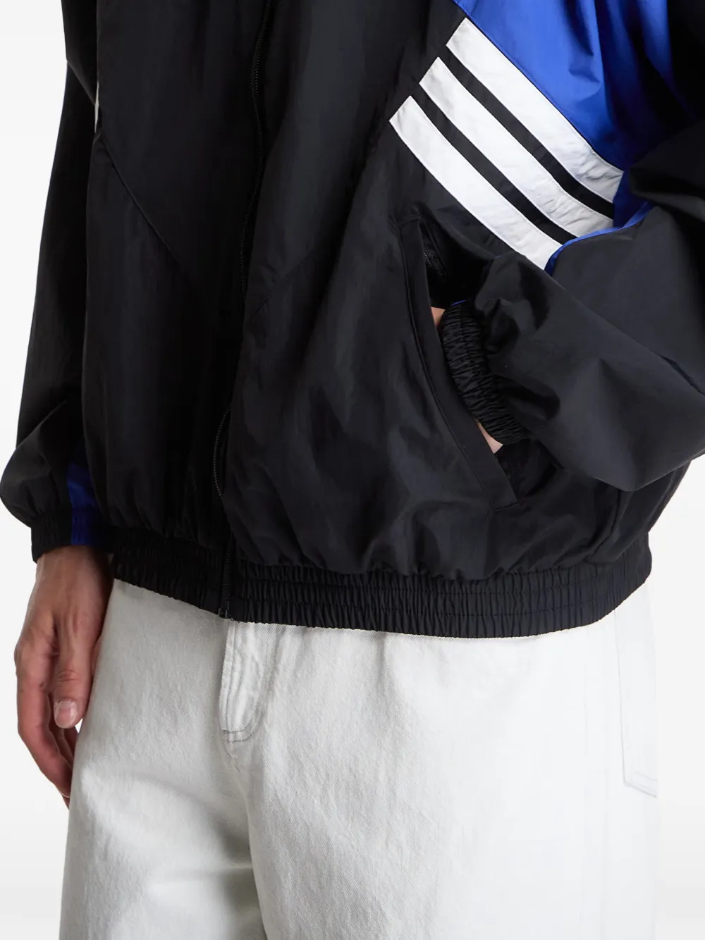 adidas Munich 93 tracktop Zwart
