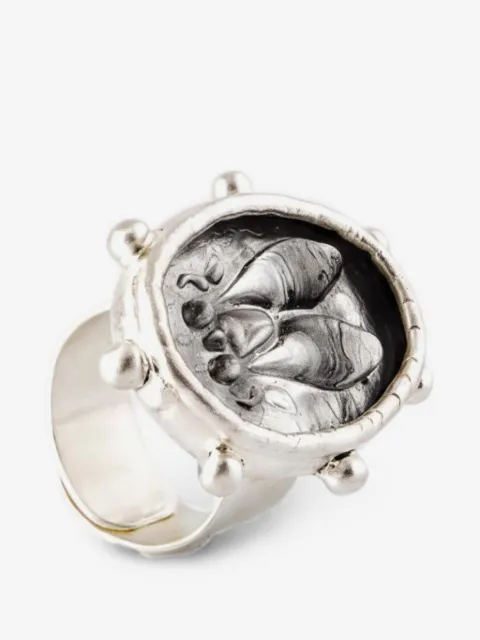 POISONED HEARTS fly-embossed signet ring