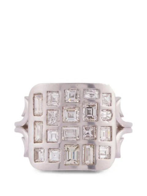 Sylva & Cie Ten Table diamond ring