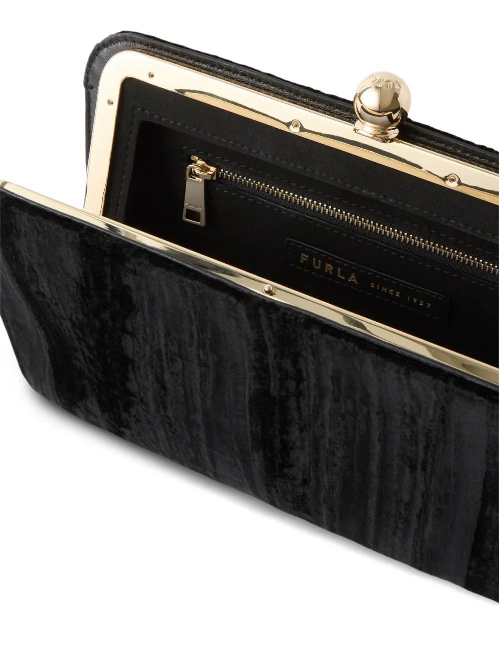 Furla crushed-effect clasp-fastening clutch bag Zwart