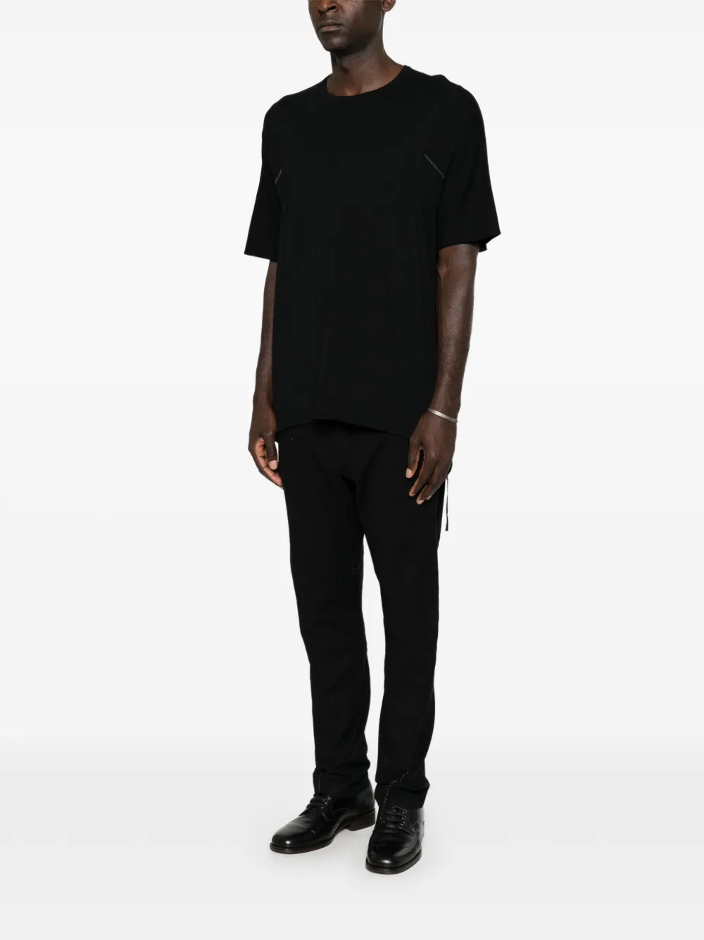 69 BY ISAAC SELLAM exposed-seam metal-staple T-shirt Zwart
