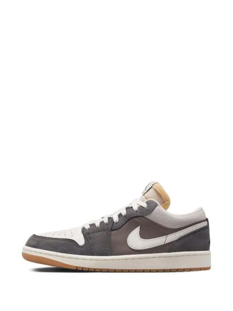 Jordan Air Jordan 1 Low sneakers