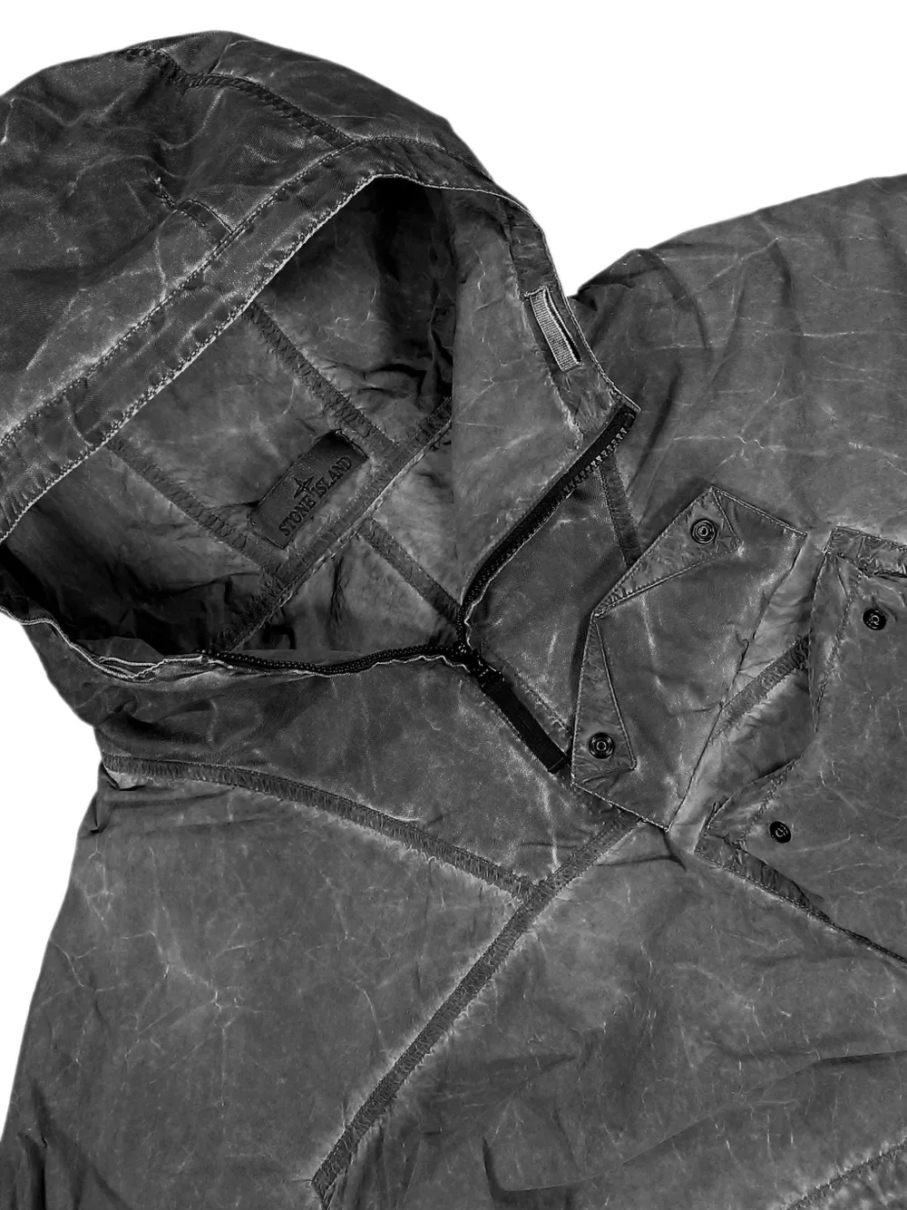 Stone Island Q100035 oneffen nylon hoodie met geverfd effect Zwart