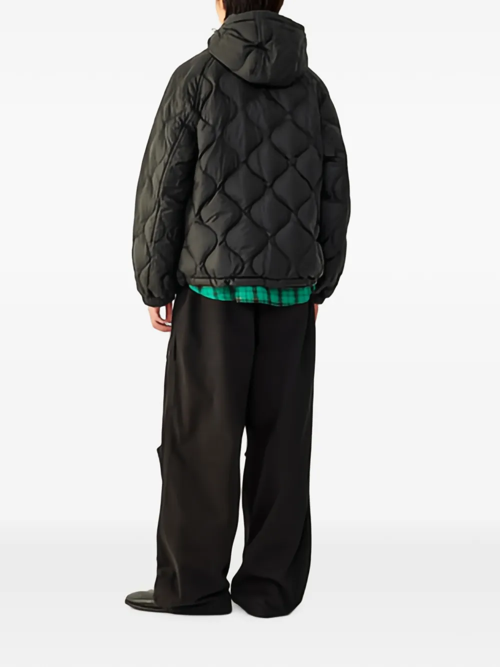 TOMBOY quilted hooded jacket Zwart