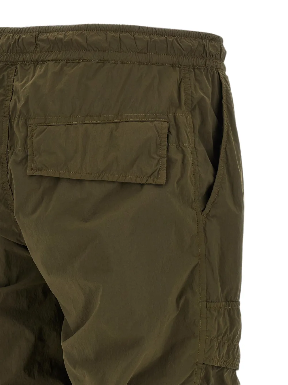 Stone Island Smerigliato_s.i. ghost ruimvallende nylon cargo broek met steekzakken Groen