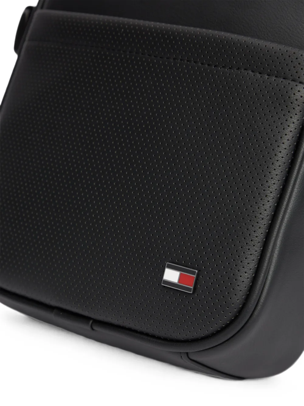 Tommy Hilfiger Messengertas met geperforeerd detail en logoplakkaat Zwart