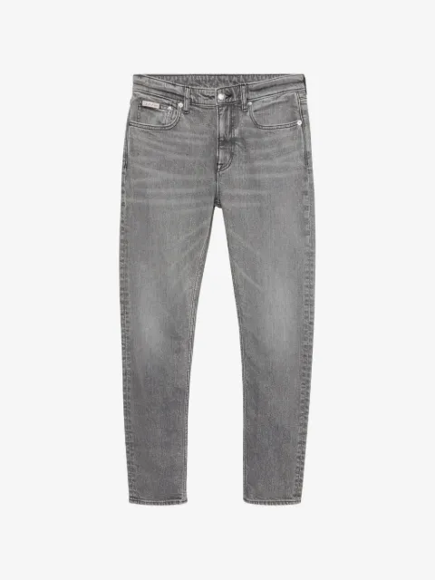 Calvin Klein logo-patch slim-fit jeans