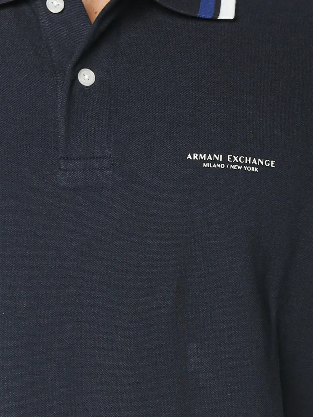 Armani Exchange logo-print tipped polo shirt Blauw