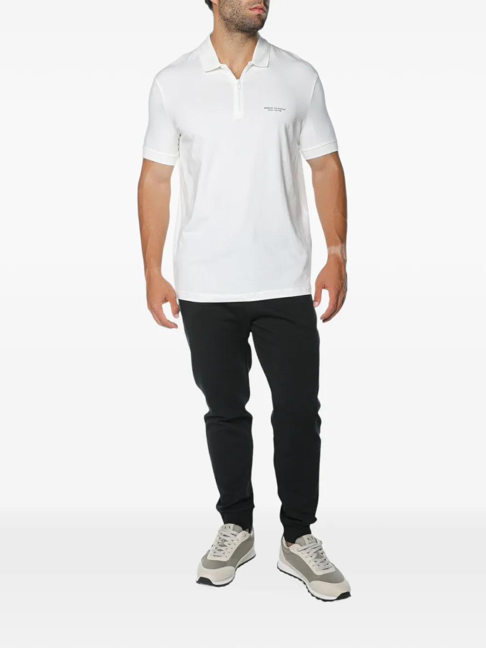 Armani Exchange logo-print zip-fastening polo shirt Wit
