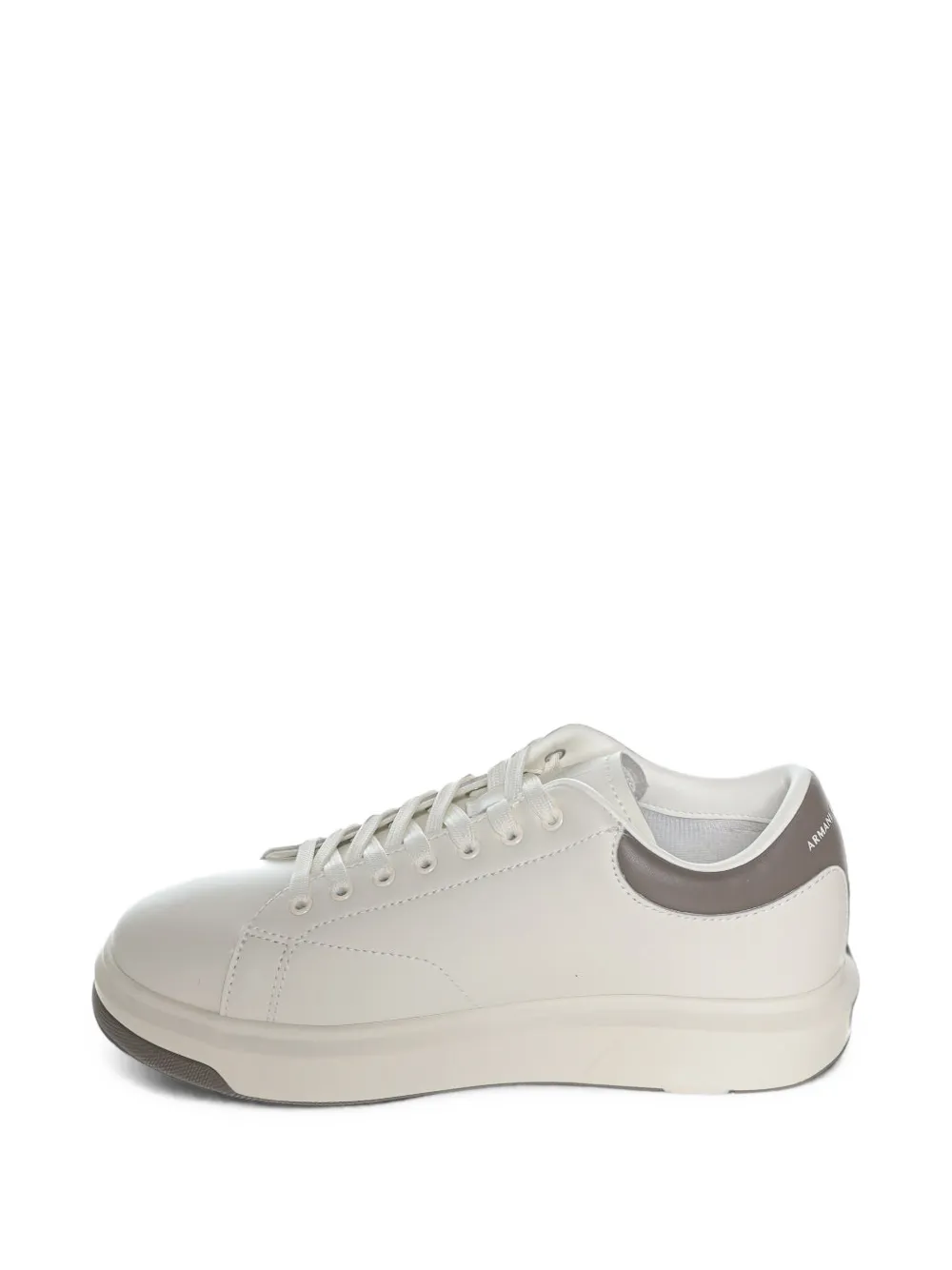 Armani Exchange logo-embossed low-top sneakers Wit