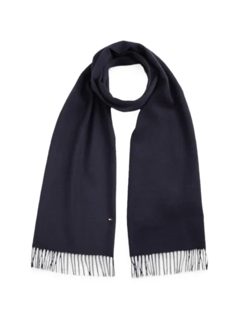 Tommy Hilfiger fringed logo-plaque scarf