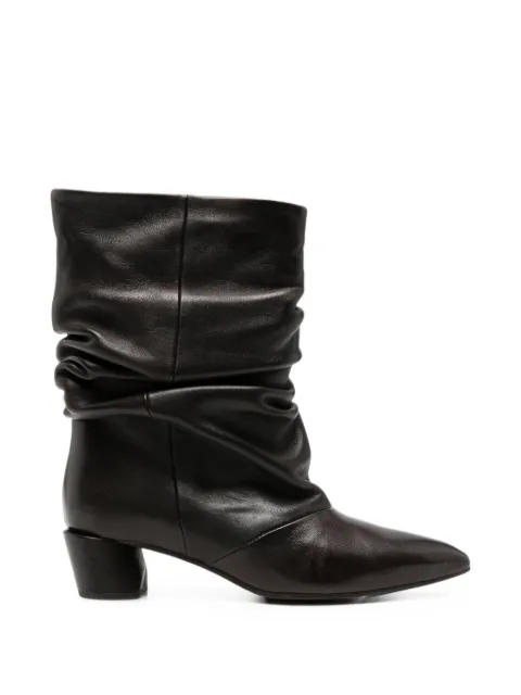 Liska botas fruncidas