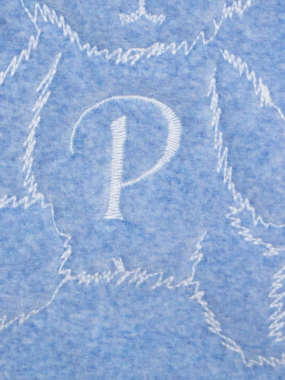 Patachou Deken met geborduurde logo afwerking Blauw