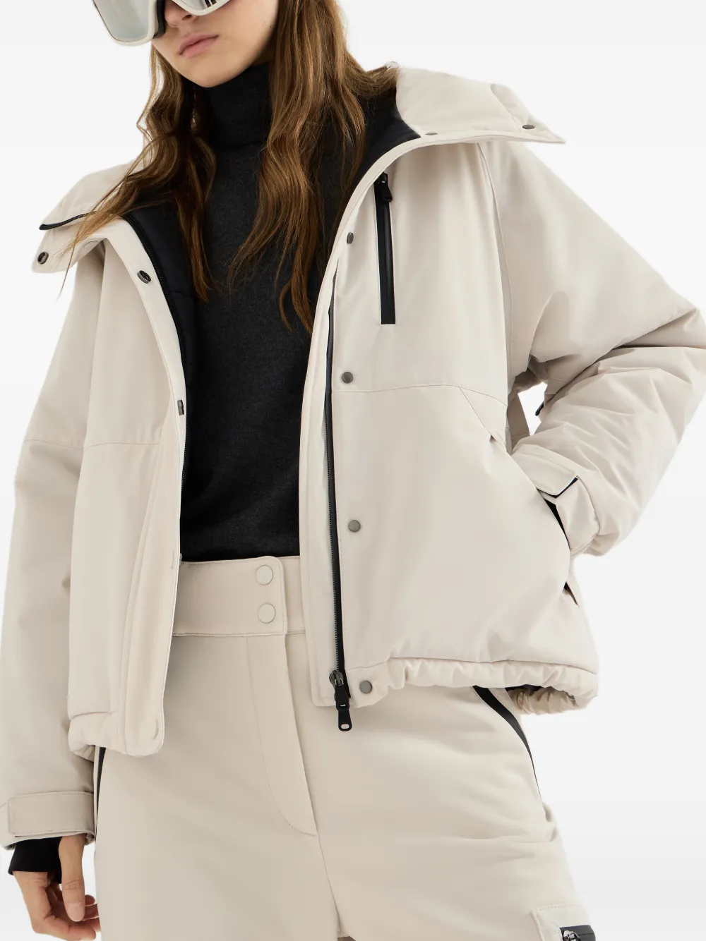 Brunello Cucinelli Bergjack van gelamineerde technostof met capuchon en Thermore-vulling Beige