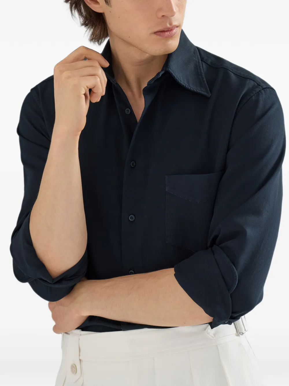 Brunello Cucinelli Katoenen gabardine overhemd met Italiaanse kraag en borstzak Blauw