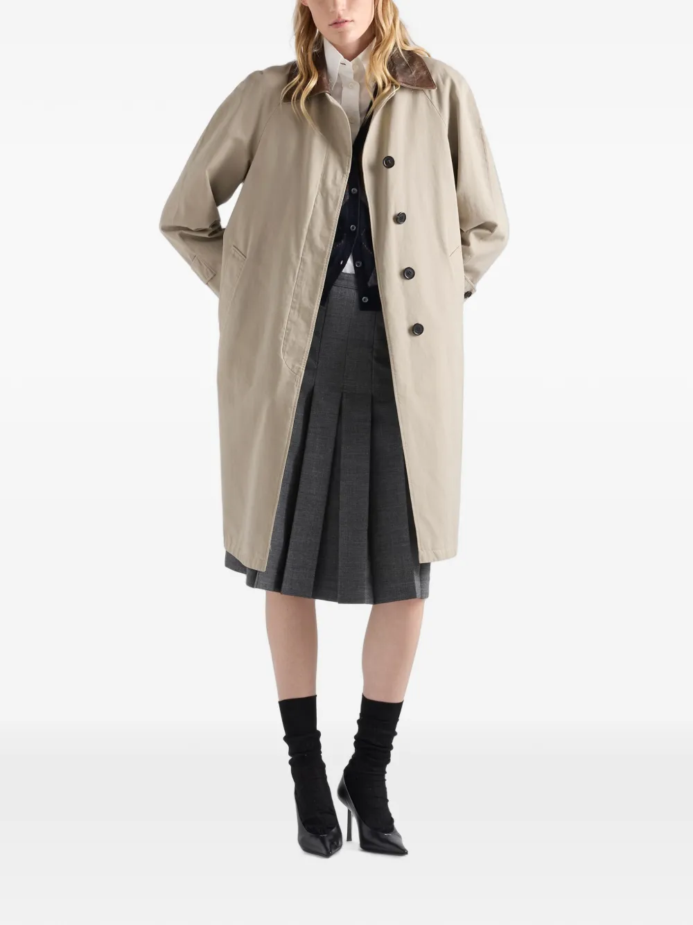 Prada Popeline jas met enkele rij knopen Beige