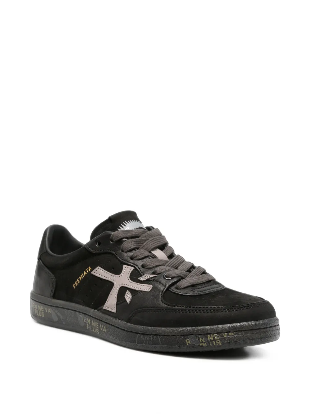 Premiata BSKT Clay logo-patch sneakers Zwart