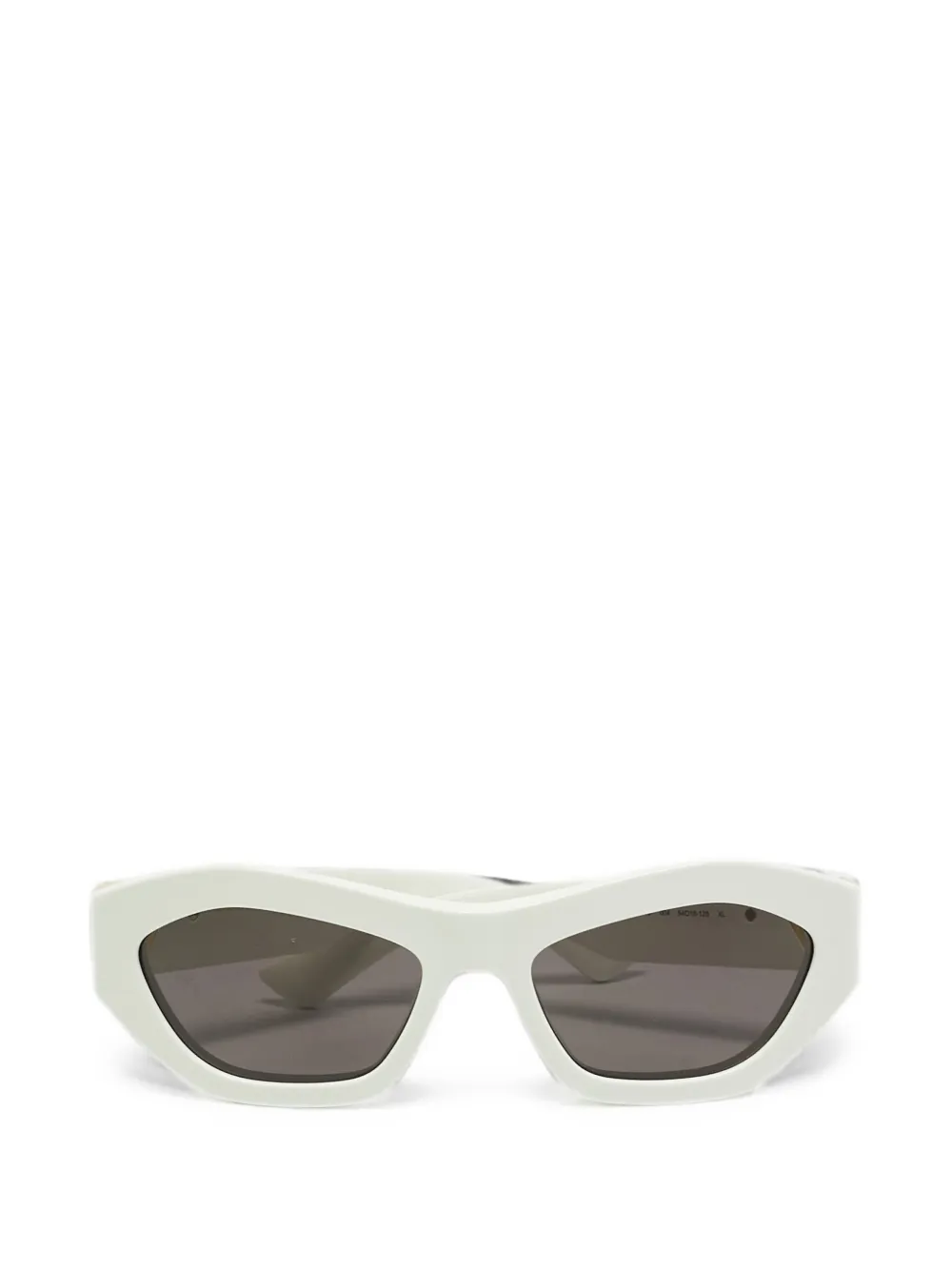 Bottega Veneta Pre-Owned cat-eye sunglasses - Bianco